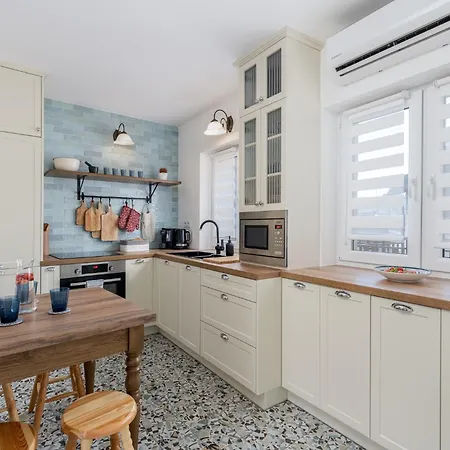 Daire Luxury In A Truly Perfect Location